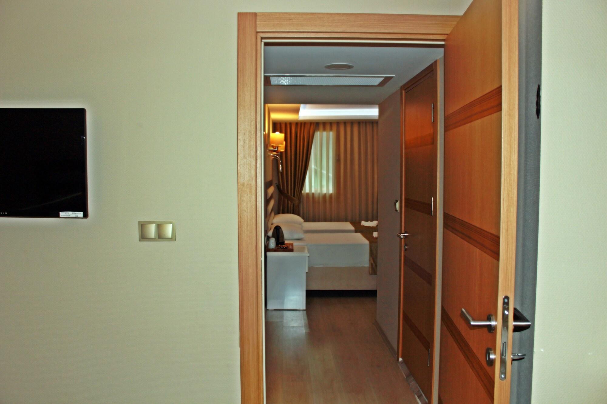 Feza Otel Trabzon Exterior photo